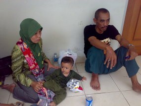 Terlunta-lunta Menjenguk Ryan