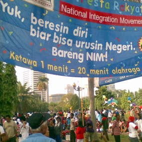 Damaikan Bangsa, Ayo Tertawa Ha..Ha..Ha..