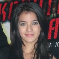 Jelang Sidang, Sheila Marcia Disuapi Mie