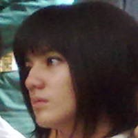 Tertimpa Metal Detector, Sheila Marcia Potong Rambut 