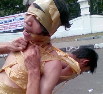 FPR Beraksi di Gedung Sate
