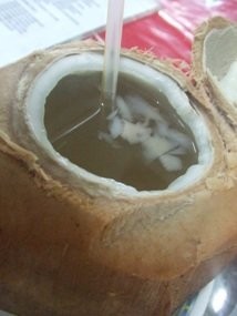 Anget-anget Sruput Kelapa Bakar