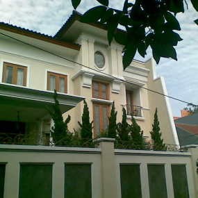 Aulia Pohan Tak Ada di Rumah