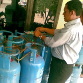 Penyuntik Tabung Gas Diciduk