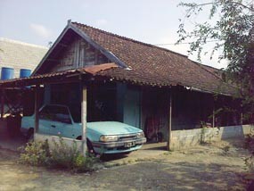 Kisah Bulan November di Kampung Amrozi