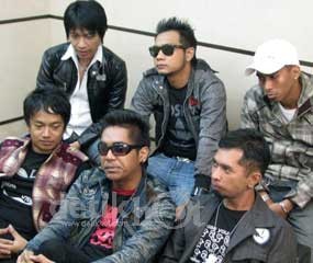 Saffe Bermusik Tanpa Idealis