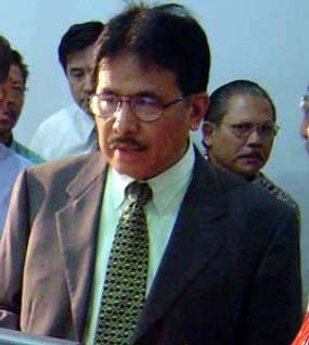 7 Pejabat BUMN Diberhentikan