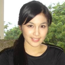 Main Film Komedi, Sandra Dewi Kelihatan Konyol