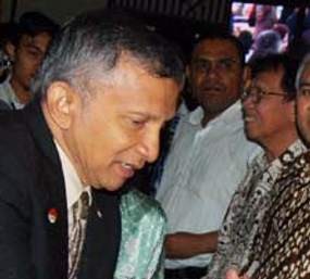 Amien Rais: Ancaman Terorisme Bukan Gertak Sambal