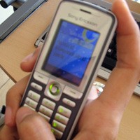 Versi SMS: KarSa Kalahkan KaJi