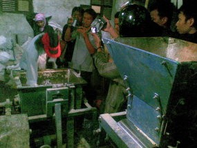 Diduga Produksi Mi Berformalin, Pabrik Mi Basah Digerebek