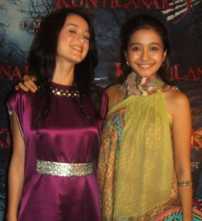 Bella Bantah Bertengkar Dengan Julie Estelle Karena Pria