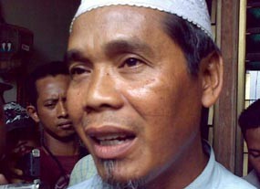 Keluarga Diancam Agar Patuhi Pemakaman Versi Pemerintah