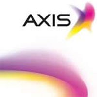 Axis Gandeng Komunitas Islam 