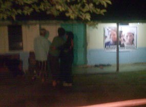 Puluhan Orang Datangi Rumah Ibu Amrozi, Suara Takbir Bergema