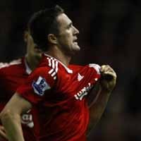 Keane Dua Gol, Liverpool Memimpin 2-0