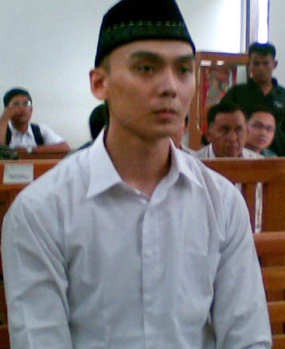 Sidang Tuntutan Ditunda, Novel Kecewa