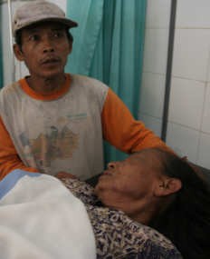 Korban Dirawat Karena Tekanan Darahnya Turun