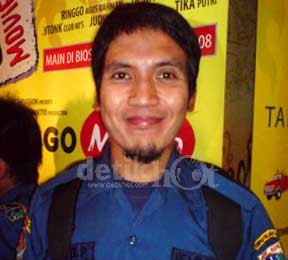 Desta Club Eighties Nggak Mau Dipaksa Menikah