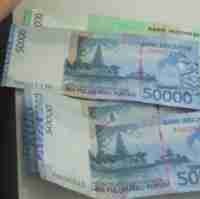 Rupiah Tunggu Kemujaraban Aturan BI