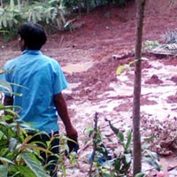 Ukam Tolak Mengungsi dan Pilih Tidur