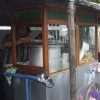 Beragam Sebutan untuk Bakso Biadab