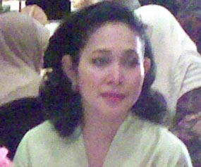 Panggung Politik Sudah Penuh, Kami Penonton Saja