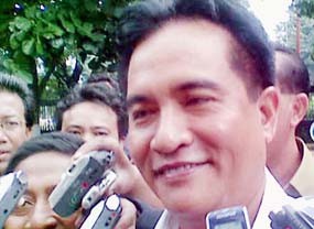 Yusril Cabut Tuduhan dan  Minta Maaf pada Marsillam