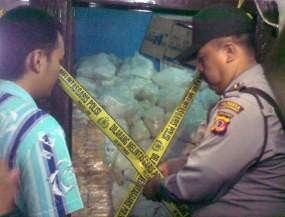 Gudang Penyimpanan Makanan Olahan Disegel Polisi