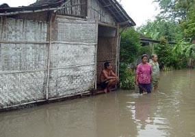 Korban Banjir Berharap Bantuan dari Pemkab Madiun