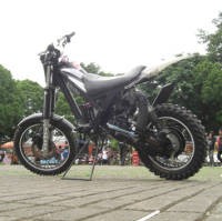 Simsalabim! Mio Berubah Jadi Trail