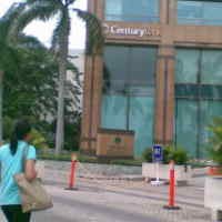 Bank Century Mulai Bersih-bersih Aset