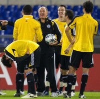 Kelaparan, Chelsea Siap Lahap Arsenal
