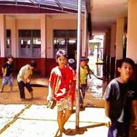 Seluruh Dokumen Sekolah Hanyut Terbawa Banjir