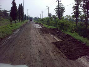 Keselamatan Warga Terancam Proyek Perumahan Sun Safira