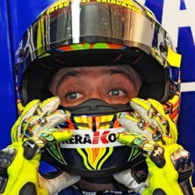 Rossi Tantang Bayliss Balapan Superbike
