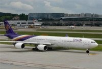 Penerbangan Internasional Pertama Tinggalkan Bandara Thailand