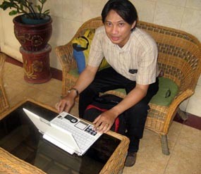 Pilih Blogdetik untuk Nilai Tugas Siswa SMAN 1 Surabaya