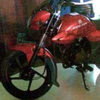 Bajaj Pulsar 220 cc Meluncur Pertengahan 2009 