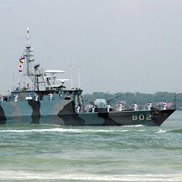 6 Kapal Perang Siaga di Ambalat