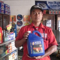 Oli Yang Cocok untuk Mobil Kesayangan