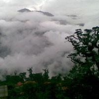 Menuju Ketinggian 4.285 M di Pegunungan Jayawijaya