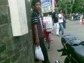 Daging Kurban Dijual Kembali di Masjid Istiqlal