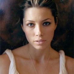 Jessica Biel Buka-bukaan di Powder Blue
