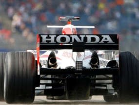 Bernie: Honda Cuma Buang-buang Uang di F1