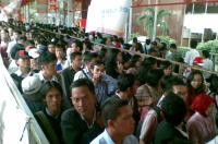 Ribuan Pencari Kerja Padati PRJ Kemayoran