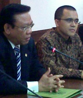 Teken Draf Angket Haji, Ketua DPR Pengusul ke-121 