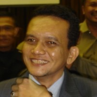 Al Amin Bacakan Pembelaan dengan Tersedu-sedu