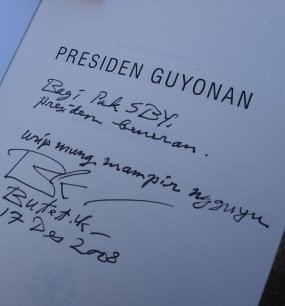 Saat Presiden Guyonan Ketemu Presiden Beneran 