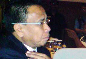 Jadi Caleg, Miing Emoh Jadi Bagian Tren